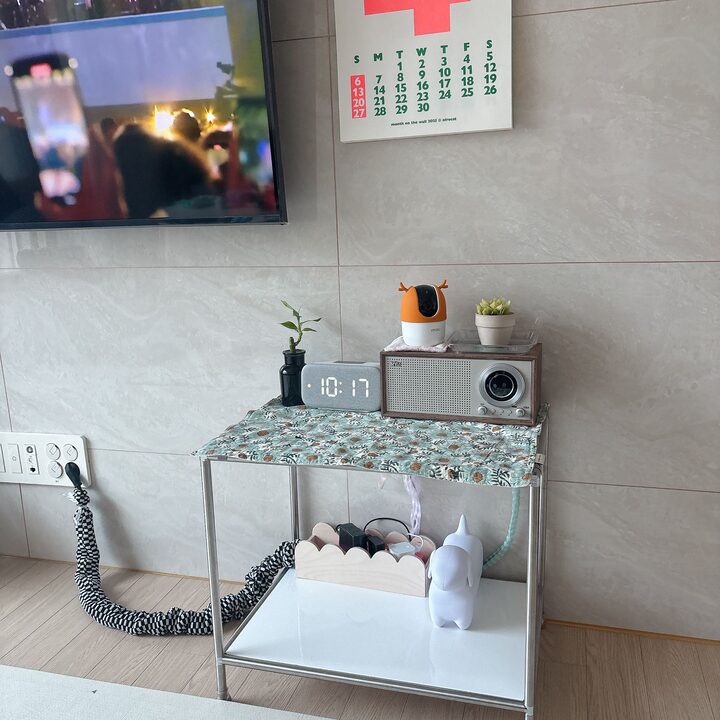 short form carousel card thumbnail