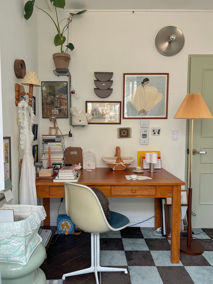 short form carousel card thumbnail