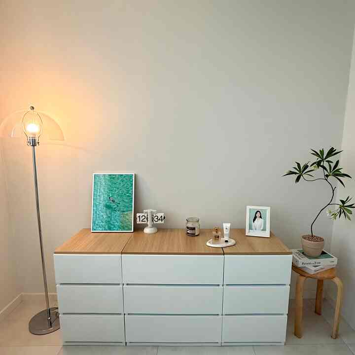 モノ チェスト ウッド 天板［3色・2サイズ］を使ったコーディネート 2