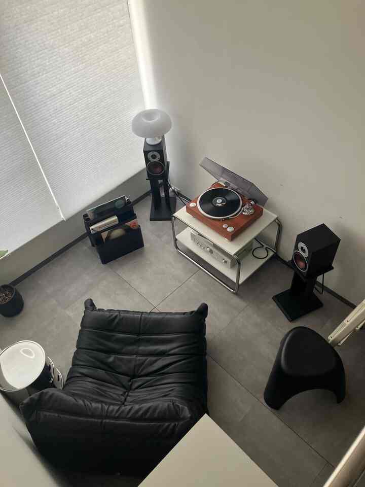 最近のリビング☕️

#Ikea #vitra #fritzhansen #kartell #artemide #ligneroset #ソファ #ソファインテリア 