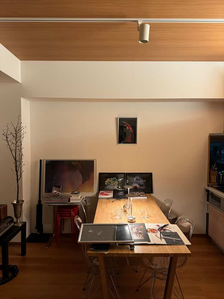 I'm at a loss as to how to arrange my paintings in a well-balanced way...🖼️

Where do you all display yours?

#interior #一人暮らし #ルームツアー #1LDK
#painting #アート #コラージュ