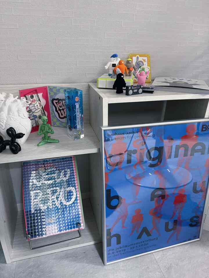 


ごちゃごちゃしてて好きなスペース◎



#アート #アートポスター #BauhausJapan 
#韓国 #カラフルインテリア #colorful #artposter