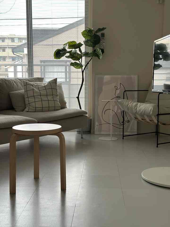 ちょっと散らかってたリビングを整理してスッキリ◎ 
#リビング #リビングインテリア #IKEA #Artek #FurnitureHunter 