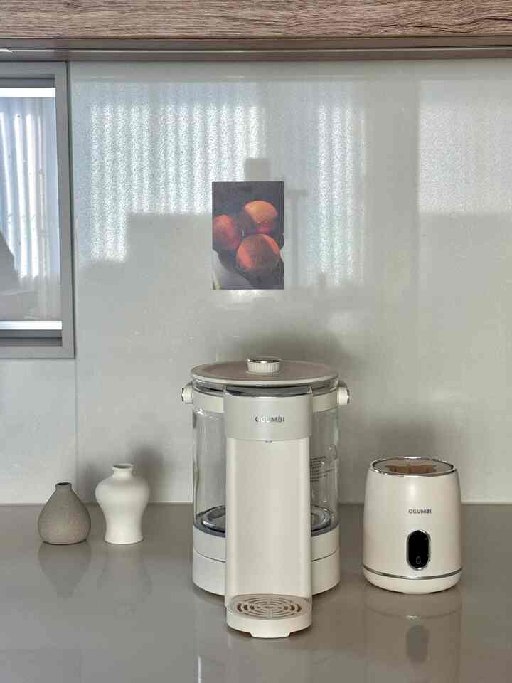 ✨ #協賛マンマゾン必須 
ドリームビー自動出水粉乳ポート蒸し期✨

子育て必需品＃出水型粉乳ポート 
哺乳瓶に水を注ぐたびに手首が痛いから 
無条件買わなければなりませんでした！
私は直感的なデザインが好きだった 
#ドリームパーティー

✅ なぜ自動出水型を使うべきなのか？
 •💧手首の保護：重いやかんを必要とせずにボタンを1回で終了！出産後に弱くなった手首に自由を与えてください🙌
 •⏰超簡易使用法：複雑な設定なしで希望の温度＆容量をすぐに入手！夜中の授乳も巡り！ 🌙

✨スマートな＃夢雨出水型粉乳ポート、何が違うのですか？

 •💯きれいな分離とワイドポート：バケツが外れて中まで芽が出る！広い入り口での洗浄も世界楽ですよ！ 
衛生の心配きれい！ 👍
 •💪安全な素材：医療用ステンレス316 +ホウケイ酸ガラスで安心して使えます！
 •寛大な容量＆スマート機能：2.5L大容量なので、1日1回煮ると終わり！最後の温度＆容量記憶まで！スマートですか？ 😉
 • 塩素除去＆安全ロック：100℃ 3分煮て塩素芽を吹き飛ばし、出水ロック機能まであり安全に！ 🔒

今大変に水を注がないでください！ #ドリームパーティー 
#マママゾンがもっと便利になります🥰

＃子育ては装備の赤ちゃん＃子育て必須テム＃自動粉乳ポート＃ミルクアイテム＃育児スターグラム＃予備マム＃ヘビマム＃マママゾン＃出産ギフト＃子育てコミュニケーション＃マムスターグラム＃新生児＃出産準備＃ミルクポート