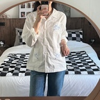 귀여운 우리방 베딩🖤🤍

흰색 침구가 심심할 땐 블랭킷을 놓아두면
또 그게 너무 좋더라구요 !!!

#침실 #침실인테리어소품 #베딩추천 #베딩 #침구 #블랭킷추천 #신혼인테리어