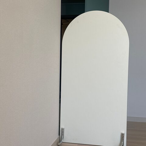 '고트 이동식 미드센츄리 라운드 스탠드 파티션 1200 슬림 가벽 (바퀴포함)' 제품으로 꾸민 유저들의 스타일링샷 | 오늘의집 ...