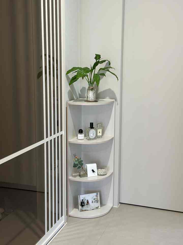 玄関前空間もイプゲ🌿
良い香りいっぱい

＃空気浄化工場＃モダンなインテリア