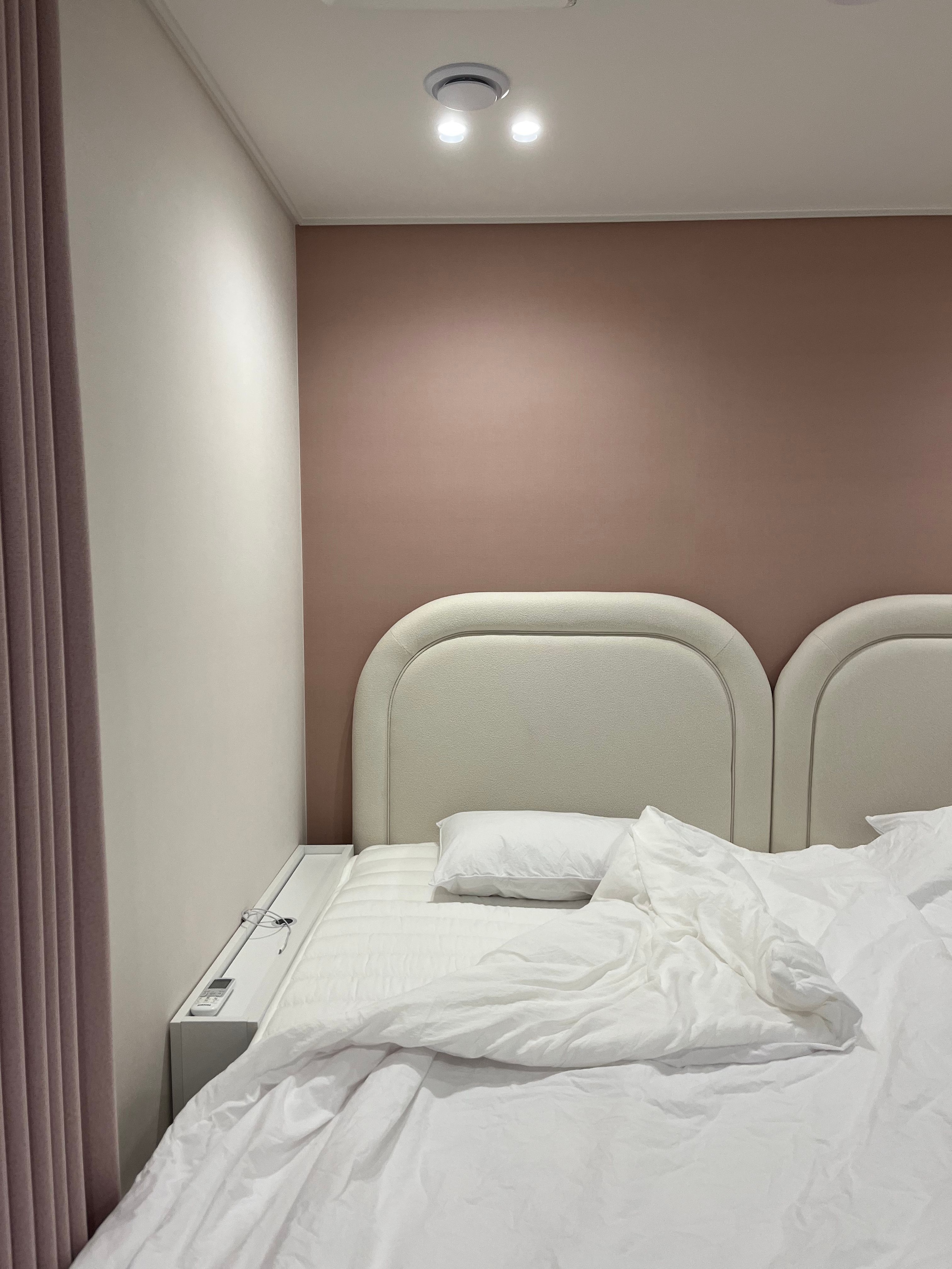 Slim Headboard Storage Shelf user photo