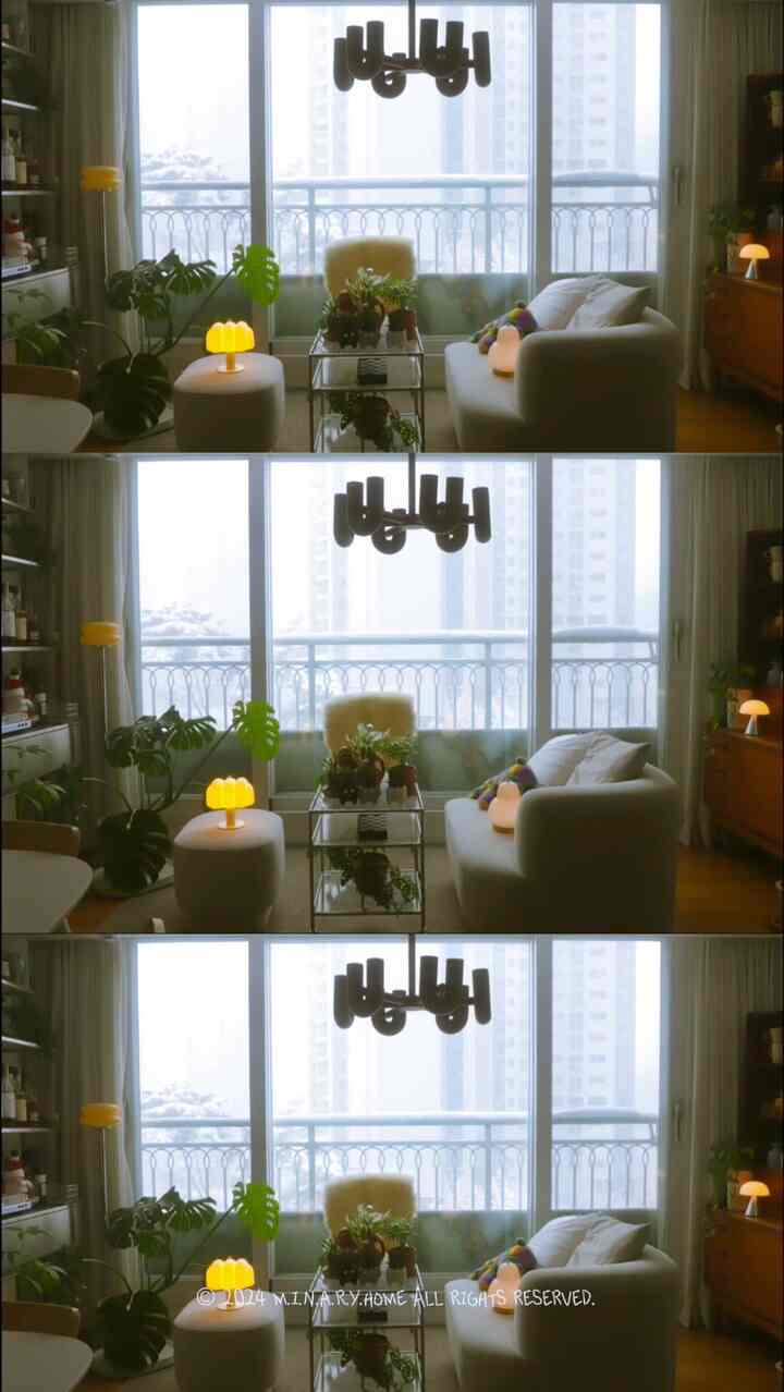 #챌린지 #우리집조명은몇개 

昨年冬に撮ったビデオ
窓の外に白く積まれた雪と相反するように暗くなった室内で一つずつ照らしてみるコンバーチブル照明たち💡

💡オーデンセシソンヌパン 
💡レクソンステリー
💡レクソンミナL
💡レクソンミナS
💡日光電球
💡アゴライティングサーカス 
💡  #조명인테리어 #무드등 #컨버터블조명 #집꾸미기 #홈스타일링 #겨울풍경 #감성홈 #분위기조명
