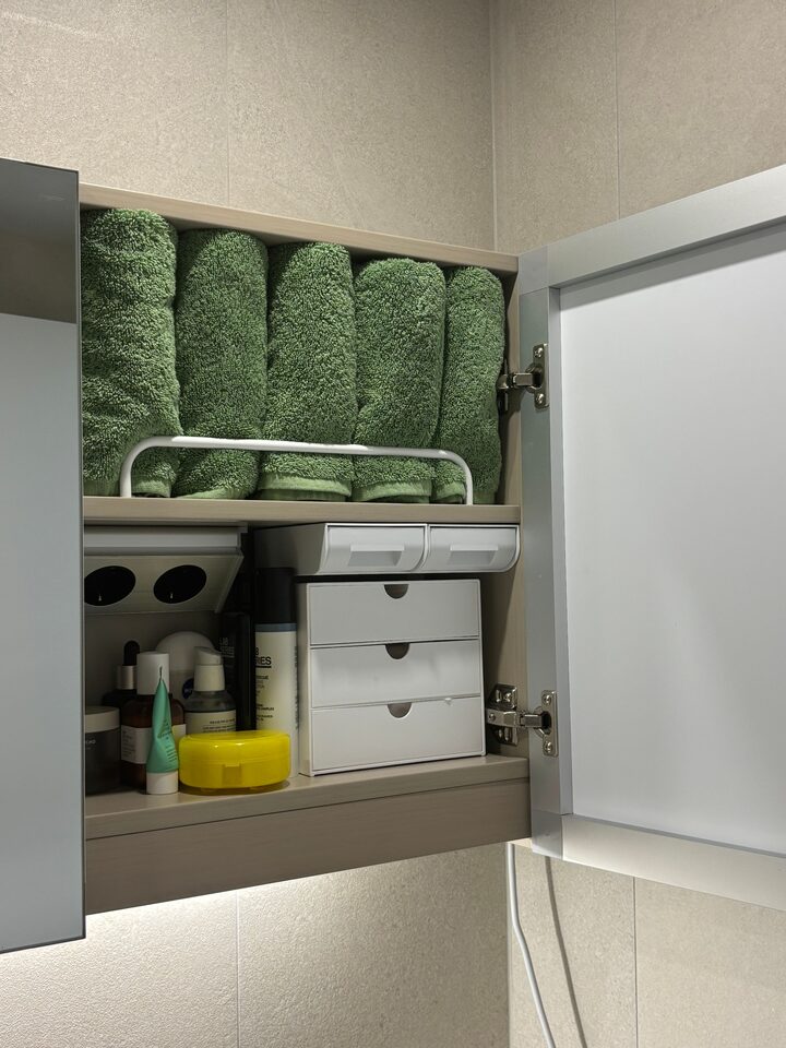 short form carousel card thumbnail