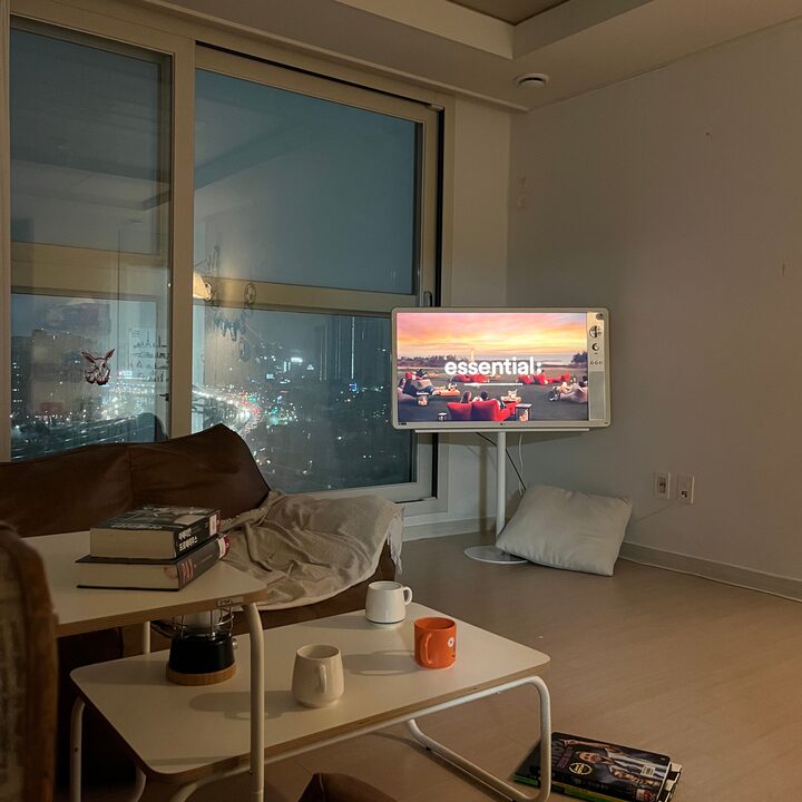 short form carousel card thumbnail