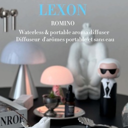 #향기가득향테리어
LEXON x Taylor Scents 
프랑스 브랜드 렉슨의 드라이 디지털 디퓨저 로미노와
프리미엄 향 전문 브랜드 테일러센츠의 만남
물이 필요없는 드라이 디퓨저
가볍고 휴대성까지 너무 좋은 포터블 디퓨저🩶
에코서트 인증완료 ,프랑스산 100% 자연유래
테일러센츠의 허브 에센셜 오일 3~4방울 톡톡 해주면
시더우드오일과 패출리의 조화로운 향이 
심신을 안정시켜주고 스트레스 해소를 도와줘요😌😌 
디자인도 심플하고 너무 이쁜 워터리스 전동 디퓨저!
어느공간에 둬도 잘 어우러지고 
자극적이지 않고 은은한 향이 공간에 퍼지는까 향기로운 일상 가능🫶
이미 시중에 많은 디퓨저 제품이 있지만 
여러 개를 구매해서 집과 사무실 따로 두실 건가요?! 
로미노 하나로 스마트하게 힐링하세요🫶
C타입의 충전으로 지속시간 8시간!!! 
2시간후 자동꺼짐까지 완뵤카케 스마트해👍
@lexonkorea 
#렉슨 #렉슨코리아 #lexon #lexonromino 
#렉슨로미노 #로미노 #전동디퓨저 #로미노디퓨저
#아로마디퓨저
#렉슨x테일러센츠 #테일러센츠 #향테리어 #인테리어 #diffuser #향기템 #향테라피 #선물추천 #콘수프기록
