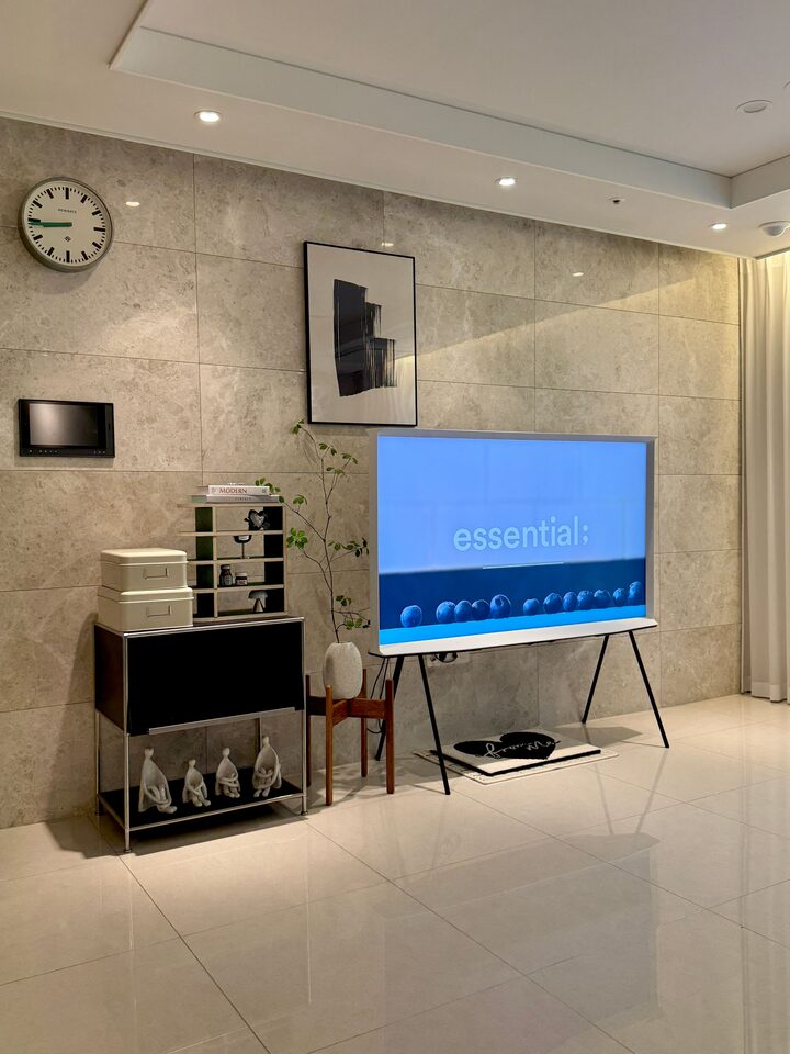 short form carousel card thumbnail