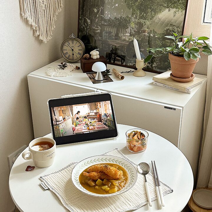 short form carousel card thumbnail