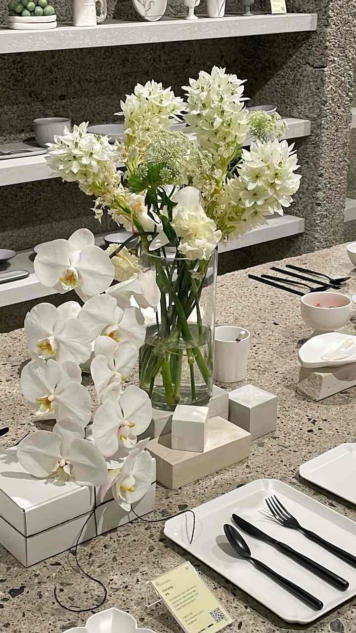 #広告
今日の家のバイナリショップ最大のイベント、バイナリウィークが始まりました！
オンラインでしか見られなかった人気のキッチンウェアをMMKショールームで直接見て、触れ、経験することができます。
ポップアップ参加ブランド製品はバイナリーウィーク限定特価で得テムが可能です!!特に現場訪問客のためのイベントや様々な特典もお見逃しなく🙌

そして今日の家のバイナリショップ最大のイベントであるバイナリウィークには、毎日変わるワンデー超特価ディルとハイエンドブランドセールまでお会いできますので、今がすぐに買い物するタイミングでしょう？

📅スケジュールガイド
Layers of Taste ポップアップ展示 | 5/12(月)～5/25(日)、11:00～19:00
📍ソウル龍山区ドゥトゥンロック177、MMKショールーム

オンラインバイナリウィークイベント | 5/12(月)～5/25(日)

＃今日の家＃バイナリーショップ＃バイナリーウィーク＃MMK＃ソウル展示＃ソウルポップアップ＃キッチン用品＃キッチンウェア＃キッチンインテリア＃テーブルウェア＃クックウェア＃ソウルデート＃5月展示＃ヨンサンデート＃5月ポップアップ＃binaryweek＃binaryshop＃horang＃シーホイル