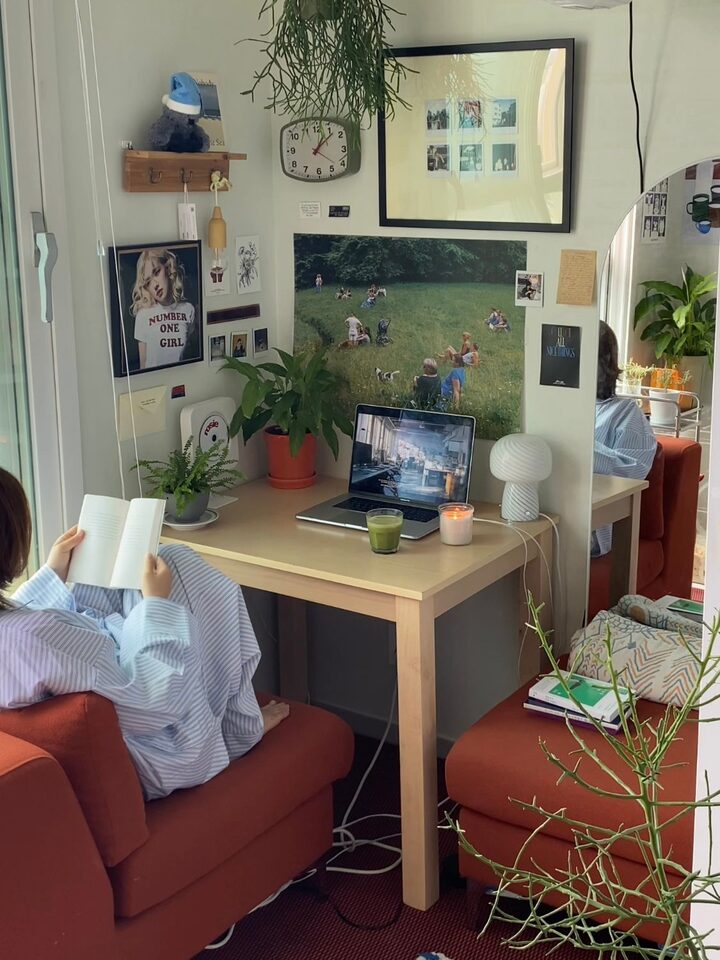 short form carousel card thumbnail