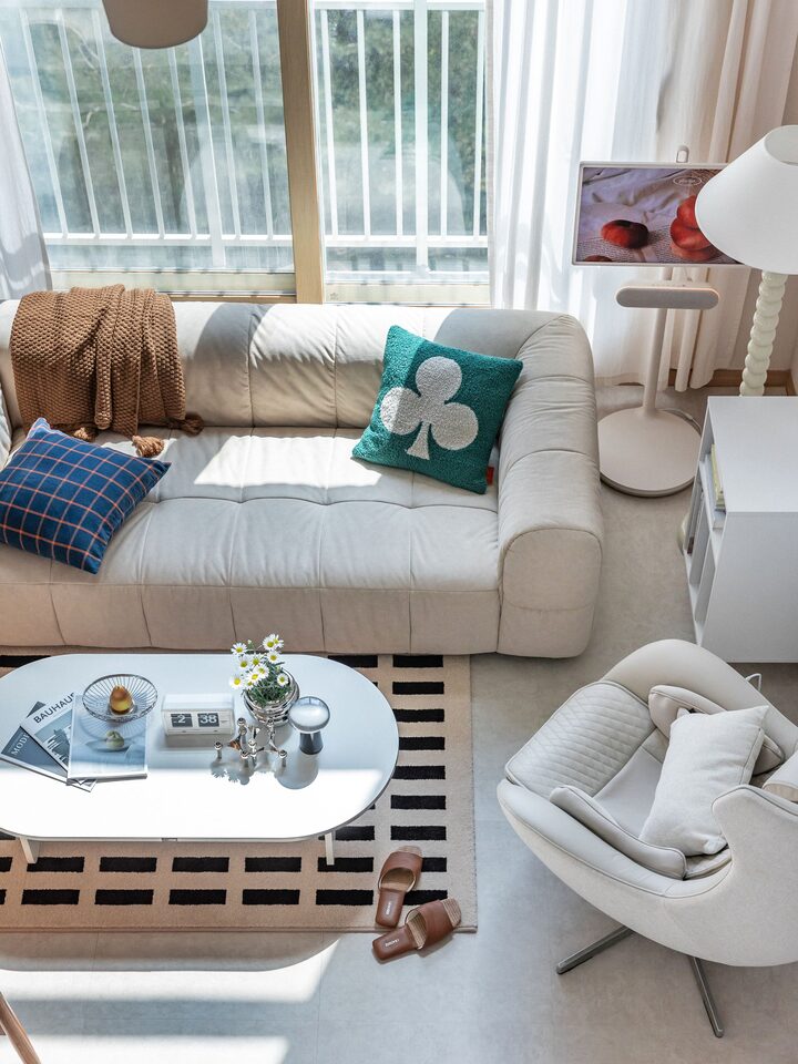 short form carousel card thumbnail