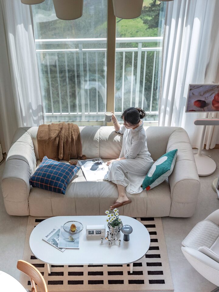 short form carousel card thumbnail