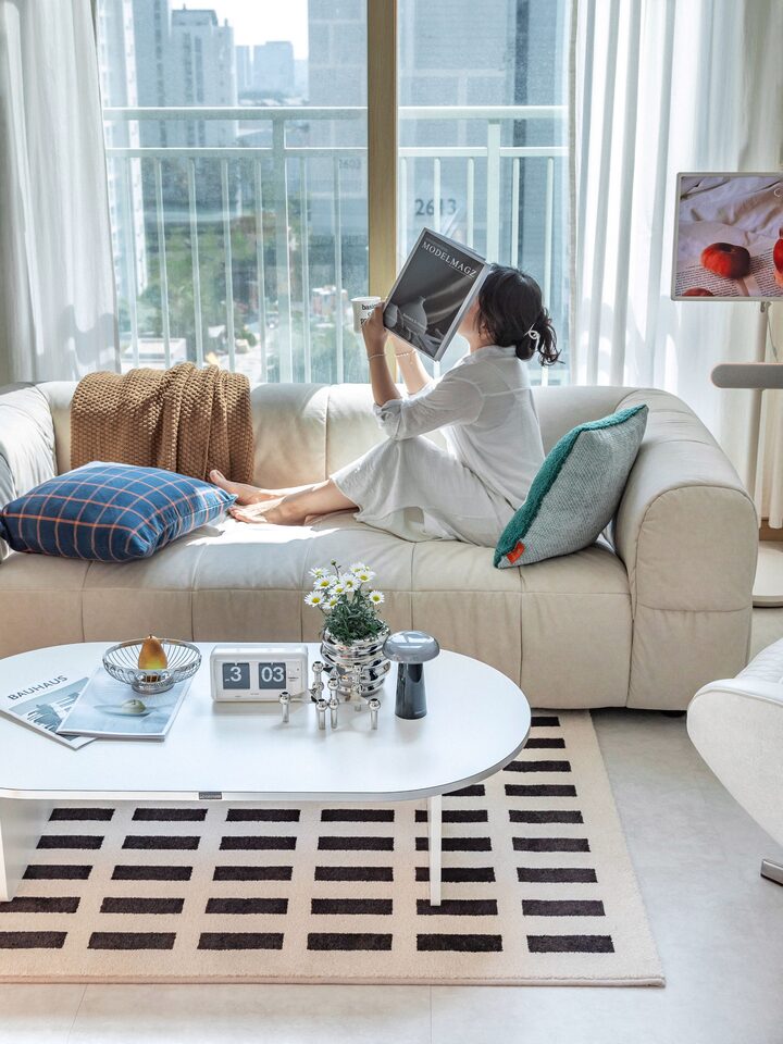 short form carousel card thumbnail