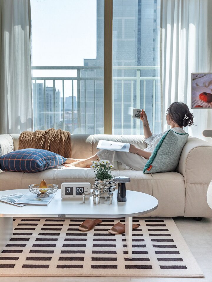 short form carousel card thumbnail