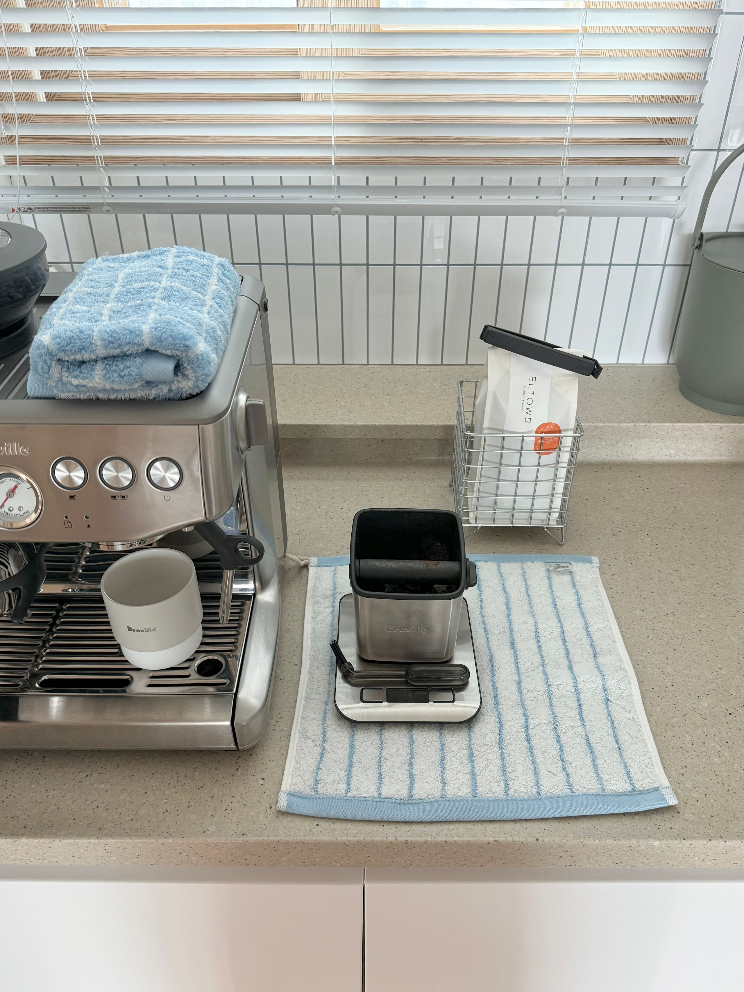 Daze Fresh Pastel Hand Towel Set of 2 user photo