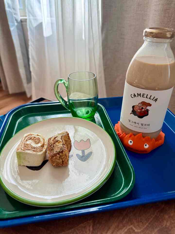 チュルキエに行き、ロクムを買ったが甘いが 
お好みの皿に盛ってミルクティーと食べるからサルサル溶けますね☺️

チュルキエの家の方エジプションバザールのロクムは、

#ロクム #ダイザック #daisak #ケンブロトレイ