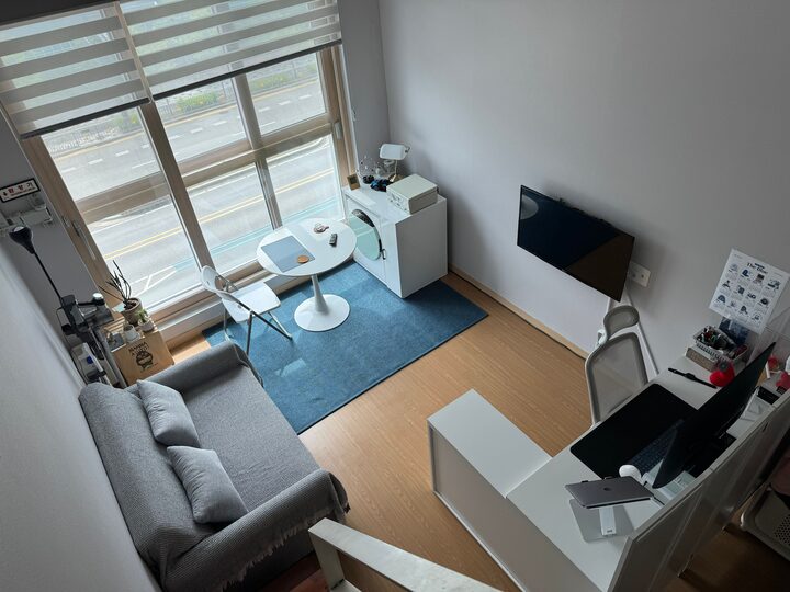 short form carousel card thumbnail