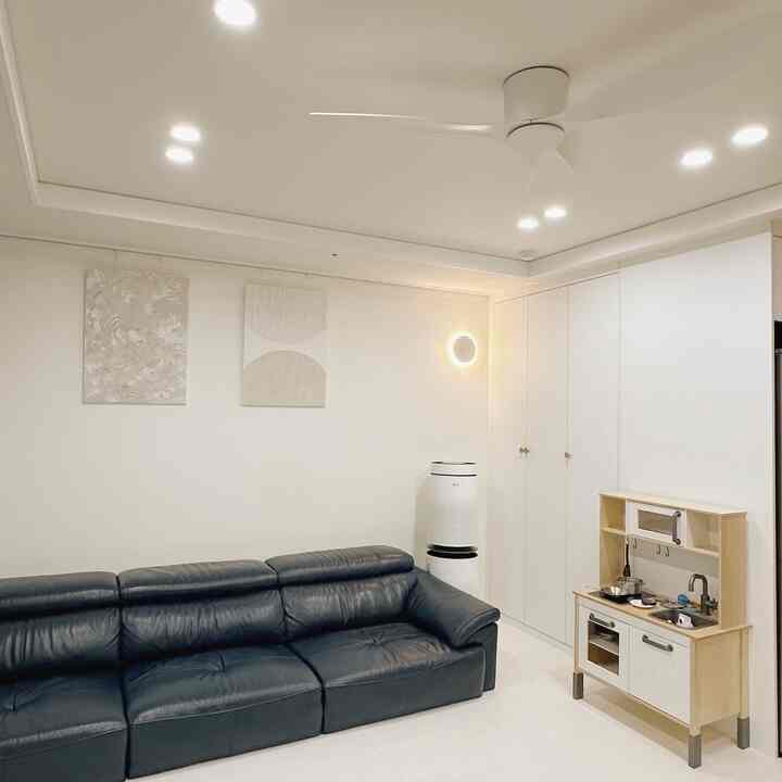 #오늘의우리집 #콘수프기록 

要件赤金ショットです。

最近、ウールの赤ちゃんが一番面白いのは、まさにイケアのダックティックキッチンプレイです。 27ヶ月の赤ちゃんになるので、ロールプレイはとても面白いです。

毎日キッチンの前にぴったり座って「お母さんご飯ですよ～」しながら
おいしいご飯を冷やしてください。
どうしてそんなにするのか一人で笑います。

調理器具から鍋、フライパン、流し台までディテールが本当に好きで赤ちゃんが没入するのにぴったりです。  #주방놀이추천 #이케아주방놀이  #아기장난감추천 #홈스타그램