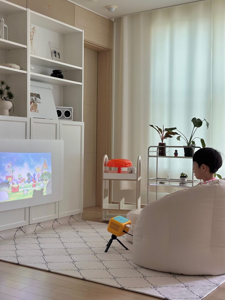 short form carousel card thumbnail