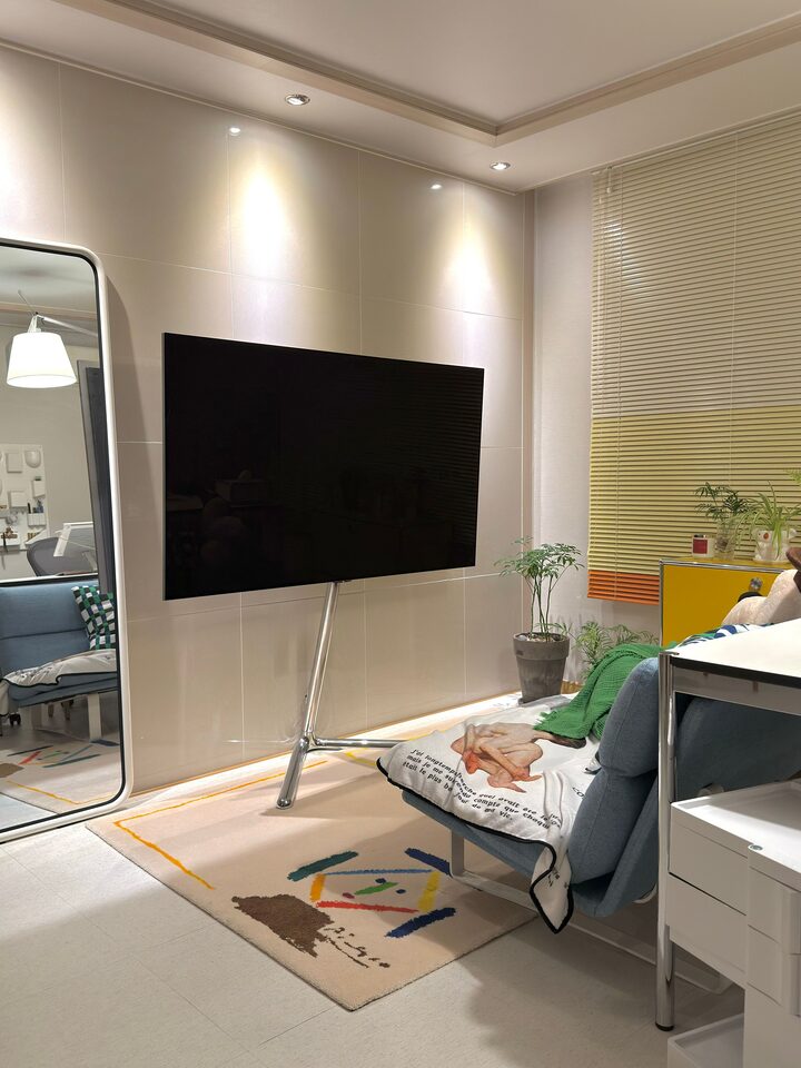 short form carousel card thumbnail