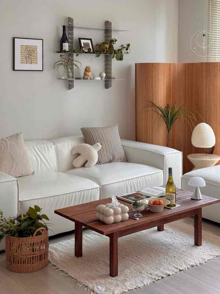 #コーンスープ
 
試験期間だからもっと忙しくなる予定の6月😶‍🌫️ 

毎日やけどした手治療もしていて大変だ、 
それでも運転もして、どうして何をするのか
代わりに、おかずも買って生き物もほとんど置いてしまった最近
インスタもこんなに毎日は簡単ではありません。 

ディエムも眠りに落ちるので、干潮タイプなので可能かもしれません😶

だから週末にはリビングルーム、寝室も芽を出す予定です。
今日の家のスクラップは意外にも最高です 
リリーの寝室と勉強部屋も改装する予定だ ❤️‍🔥
とにかく私は買って苦労、仕事がなくても作るタイプ

だから今日も飲むアイスラテには3ショット追加です🤎

。

。

＃モダンインテリア＃モジュールソファ＃リビングインテリア＃家の装飾
＃リビングインテリアグラム＃livingroomideas＃モジュール棚 
＃照明インテリア＃ショパインテリア＃リビングショップ＃モジュールソファ 
＃リビングインテリアおすすめ＃シェルフおすすめ＃リビング家具＃ショパインテリア 
＃小物インテリア＃調和木＃鉄テリア 
＃照明インテリア＃棚＃ソゴンテーブル＃30フラットインテリア 
