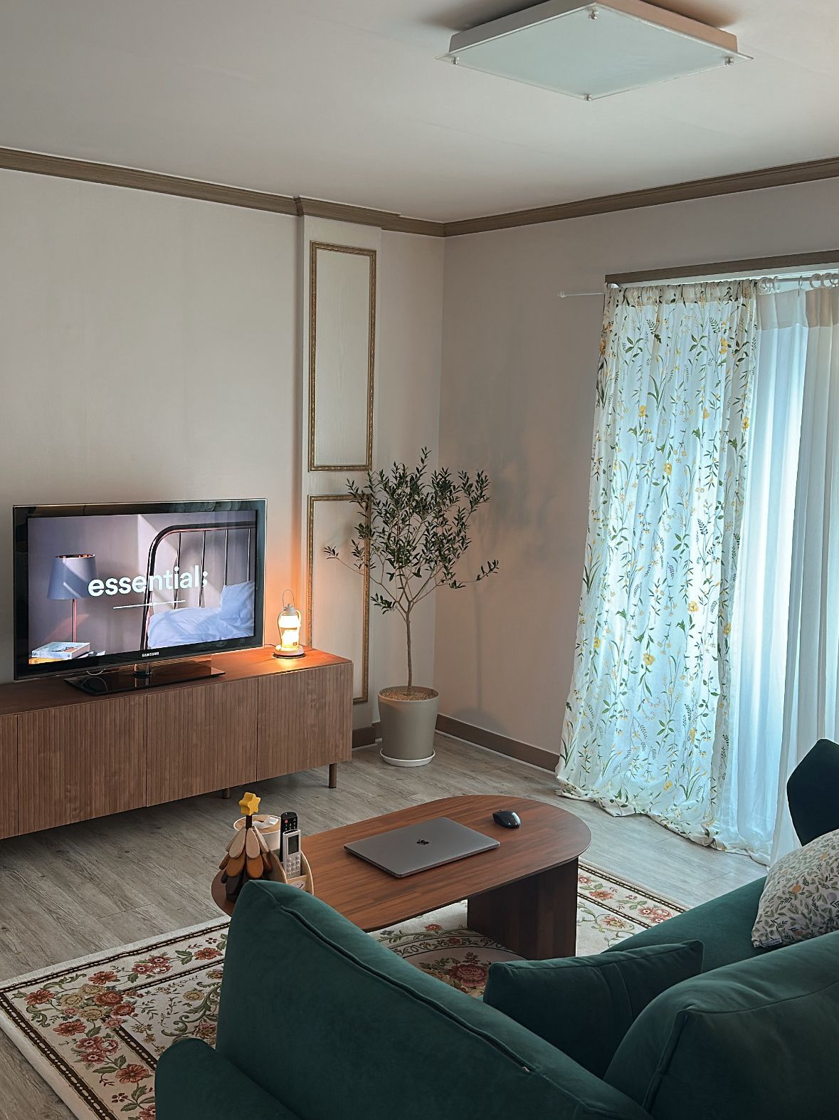 Helena Low Coffee Table user photo