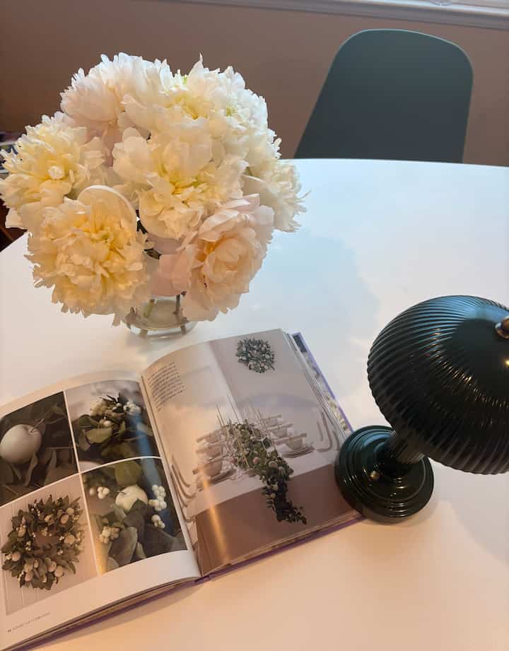 Any flowers look lovely on my white Magis oval table with its elegant metal legs. I never pass up the chance to add a fresh bouquet.🌹


#MagisTable #InteriorDetails #FreshBlooms #CoffeeTableVibes #HomeStyle #FlowerLover #DesignFurniture #TableStyling #EverydayBeauty #FloralTouch #HomeInspo #SimpleJoys