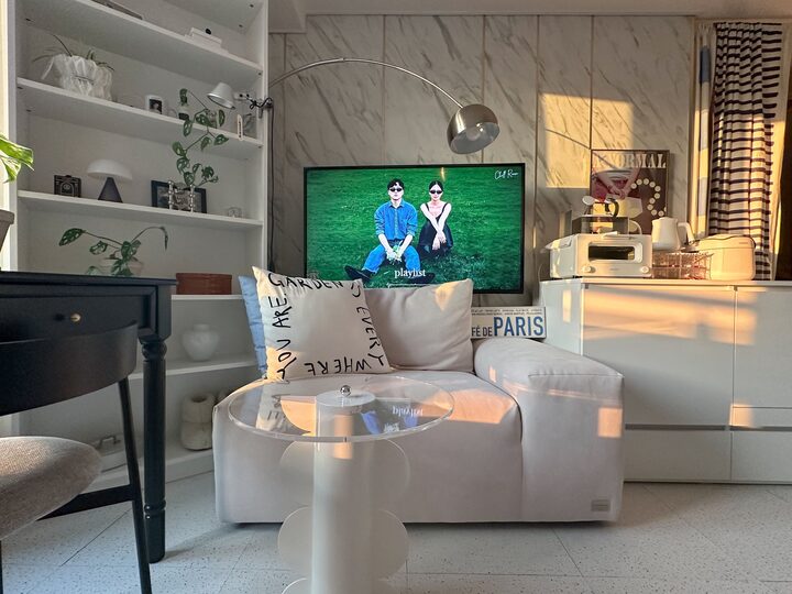 short form carousel card thumbnail