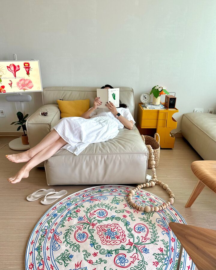 short form carousel card thumbnail