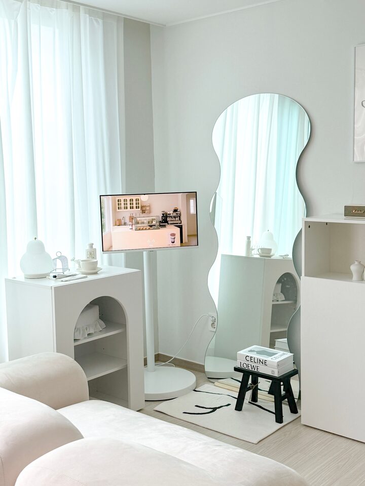 short form carousel card thumbnail