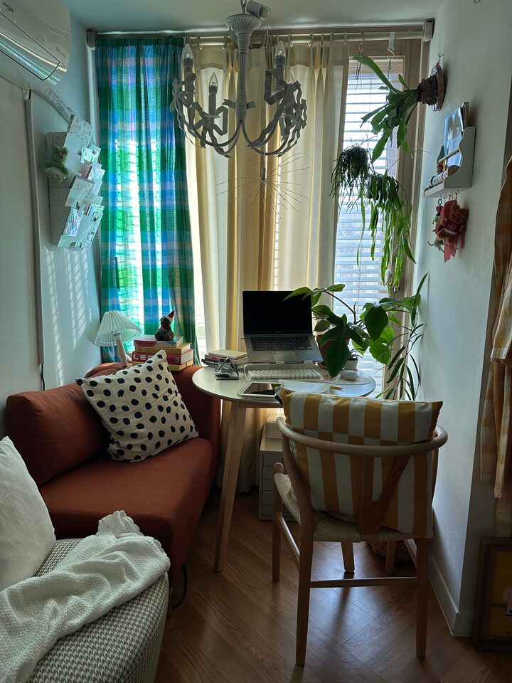 short form carousel card thumbnail