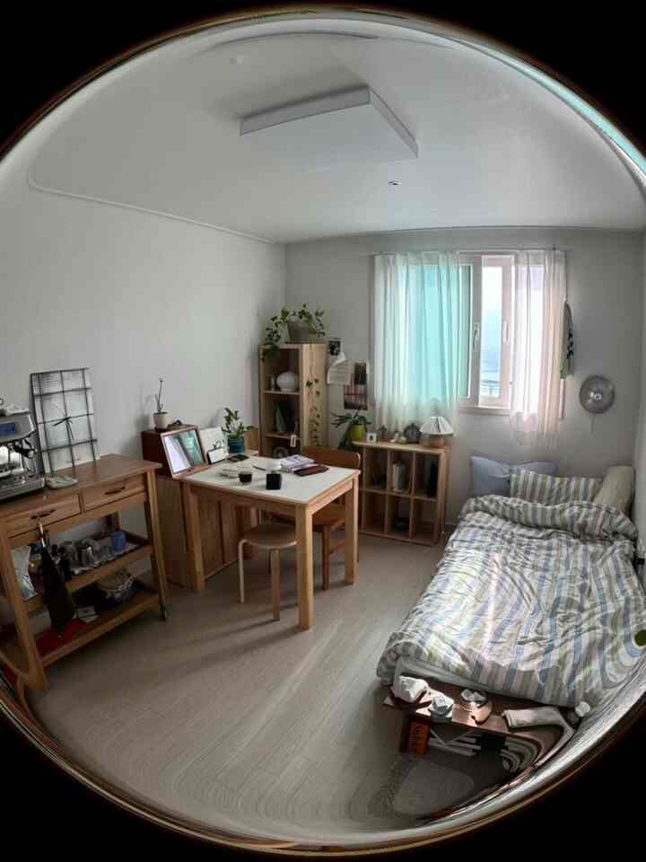 家は最高です🏡
。
。
。
＃部屋＃内側＃部屋の装飾＃部屋のインテリア＃寝室＃寝室のインテリア＃寝室の装飾＃ルーム＃roominspo＃roominspiration＃roomstyling＃bedroom＃bedroominspiration＃bedroominspo＃bedroominspiration