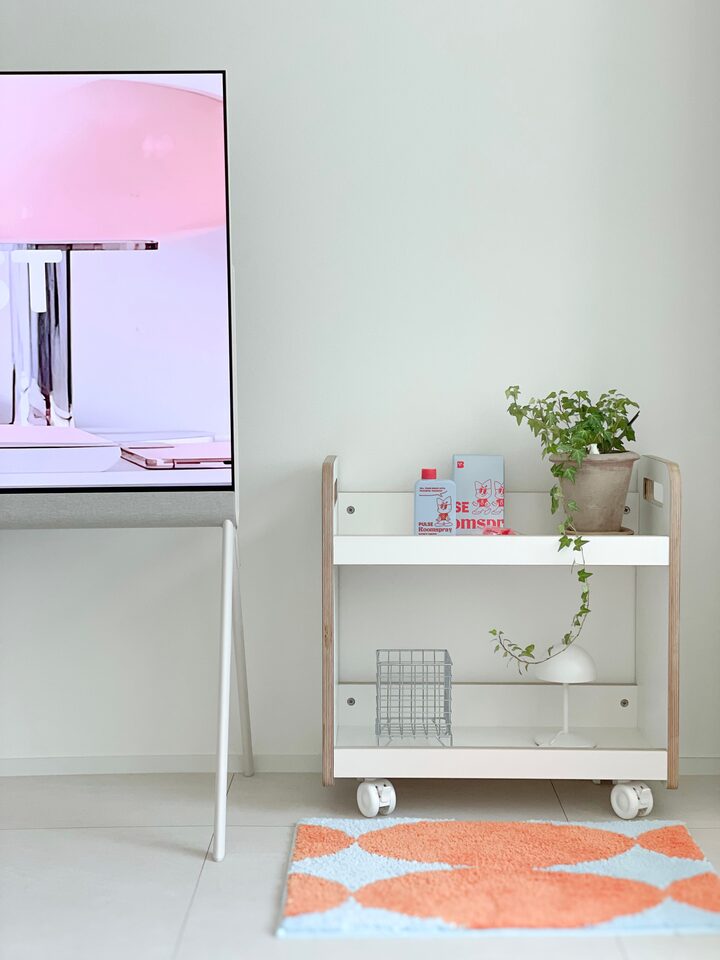 short form carousel card thumbnail