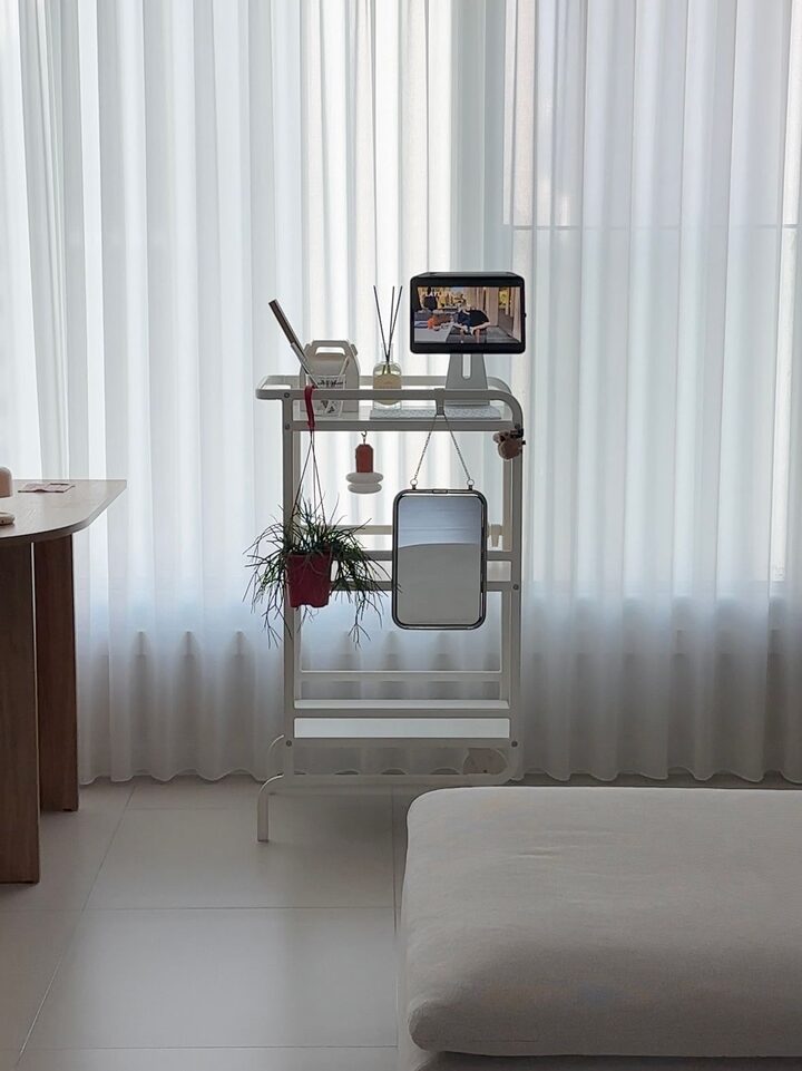 short form carousel card thumbnail