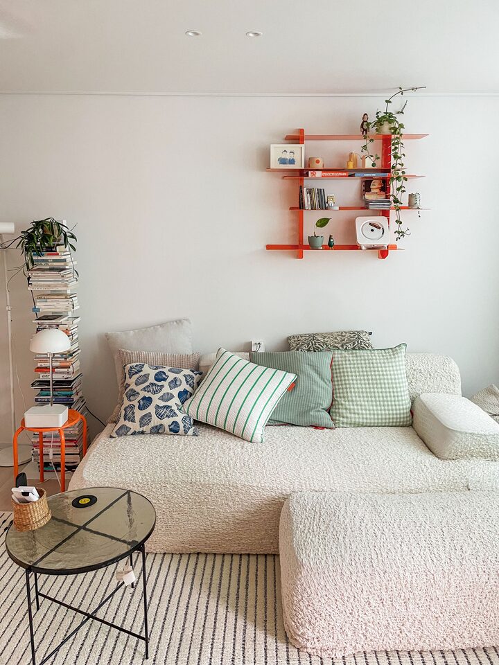 short form carousel card thumbnail