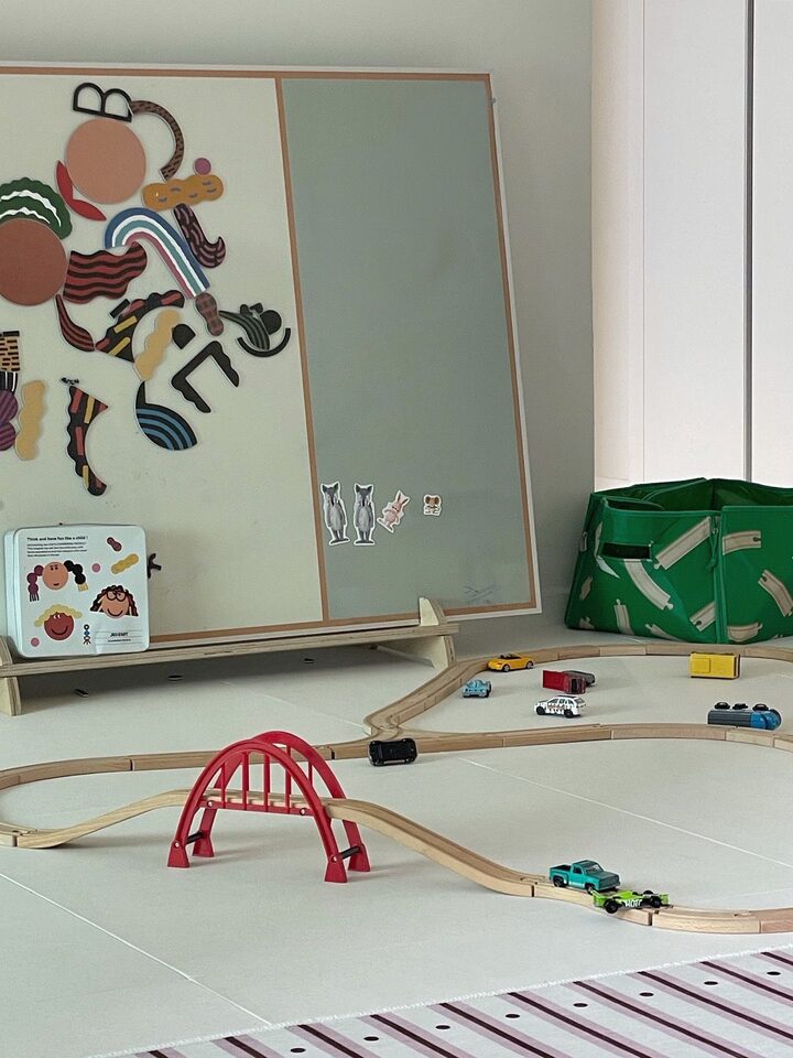 short form carousel card thumbnail