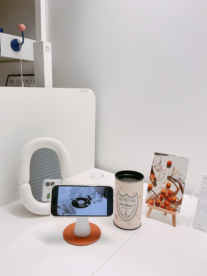 short form carousel card thumbnail