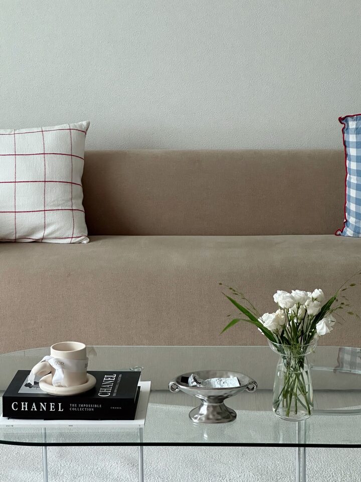 short form carousel card thumbnail