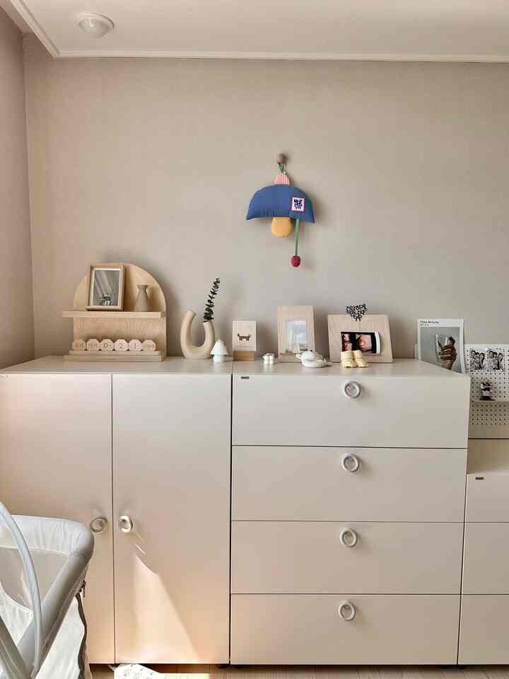 ＃きれいなテム最高だまだまだ残酷な新生の赤ちゃん🫧3年ぶりに生まれたばかりの赤ちゃんを育てるつもりで、🥹最も先に出産という壁から乗り越えますよ🙉雨が多すぎて全国的に雨被害が大きいように心配ですねㅠ^ㅠ

今日はついに金曜日です！✨
休日の日付も決まり、すぐに休むと思います。
ナミュナハッピー、、💛🌼
さっさと休んで家で五家やしましょう〰️

＃新生の赤ちゃん飾り＃新生児服の整理＃赤ちゃんの服の整理＃新生児用品＃新生の赤ちゃん＃赤ちゃんの部屋＃赤ちゃんの装飾＃赤ちゃんの部屋のインテリア＃赤ちゃんの小道具＃赤ちゃんの家具＃エディキズ＃一部屋＃赤ちゃんの装飾品＃赤ちゃんの手入れ＃ ＃メイドウェルカム