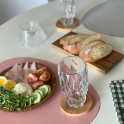 아침 메뉴🥣
감자샐러드 완성! 🥔✨ 
계란 노른자 으깨서 토핑으로 올려봤는데 
꽤 먹음직스러워 보이네요ㅎ
오늘 하루도 화이팅입니다!
#콘수프기록 #살림살이 #나무그릇 #오덴세 #테이블매트 #맞팔 #맞팔환영