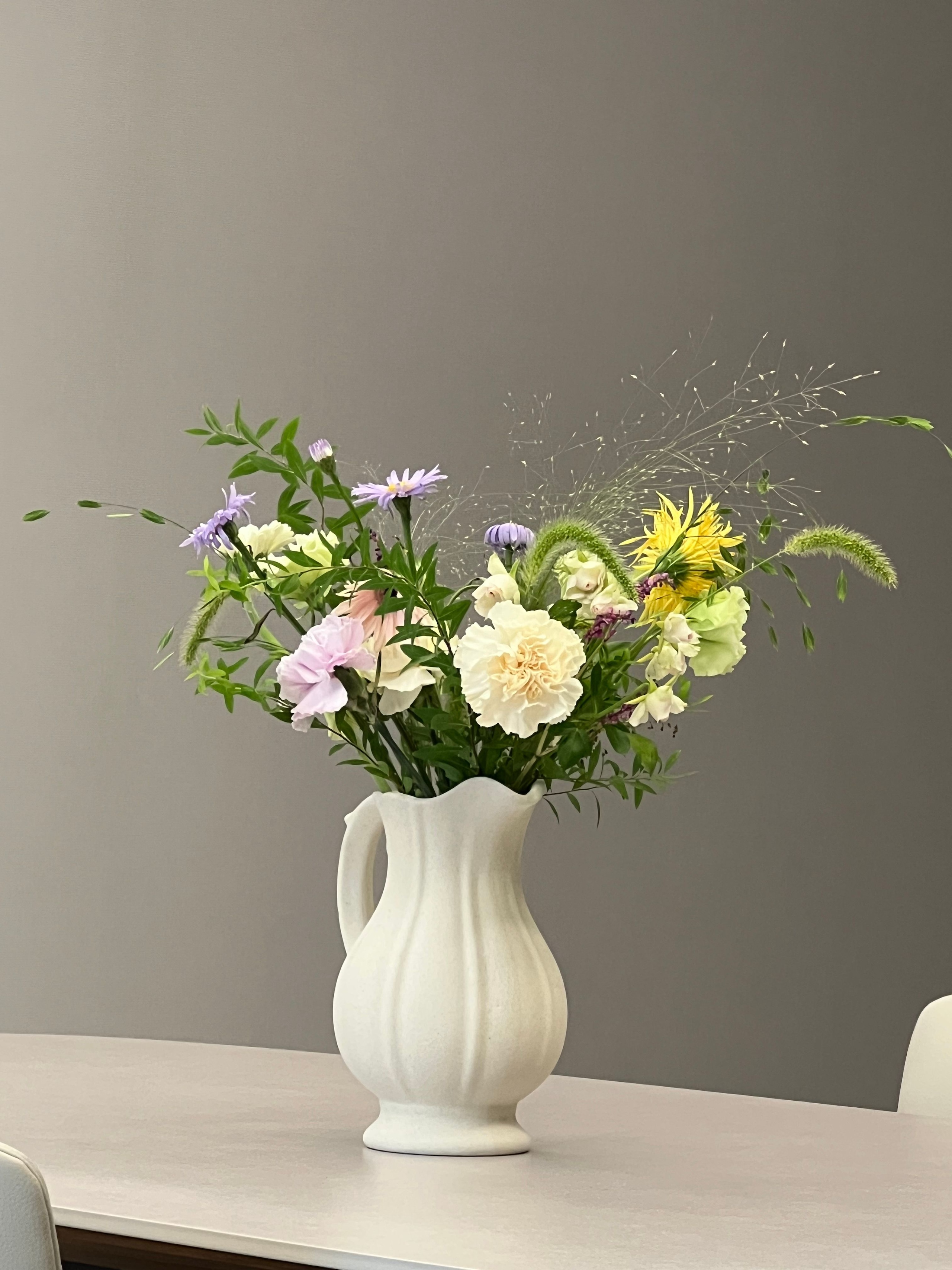 Anqitue Jug-Shaped Planter user photo
