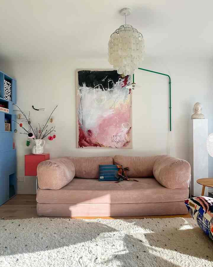 A room where texture, light, and color come together in quiet harmony 🎨🛋️☁️

Credit : @anna.im.quadrat

#modernliving #artfulhome #texturedspace


