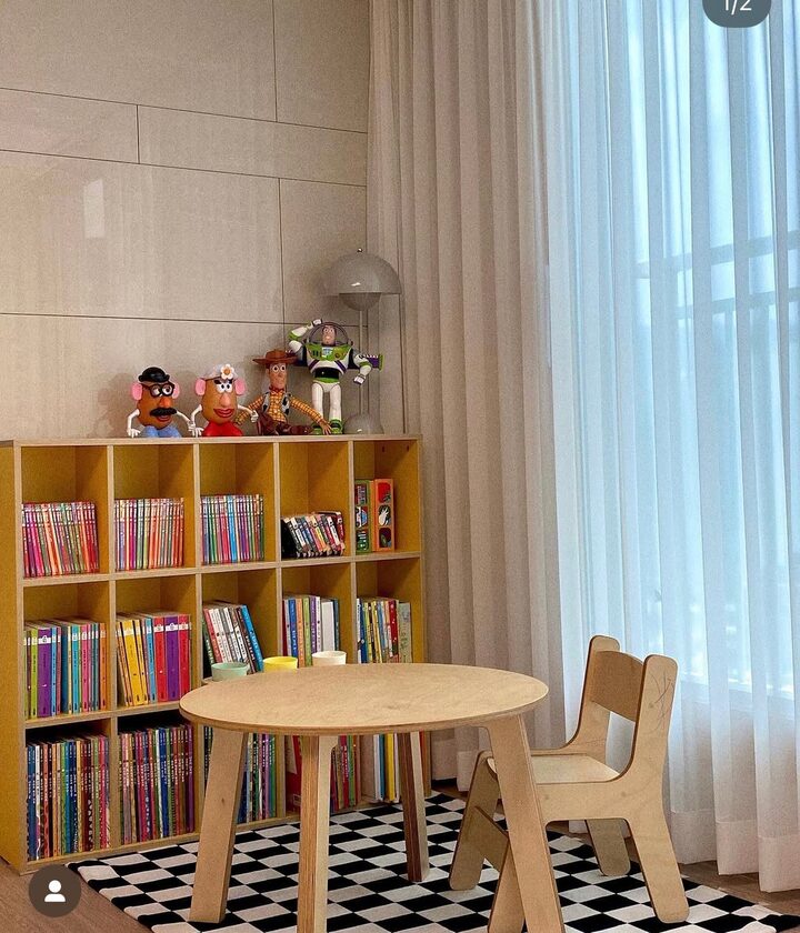 short form carousel card thumbnail