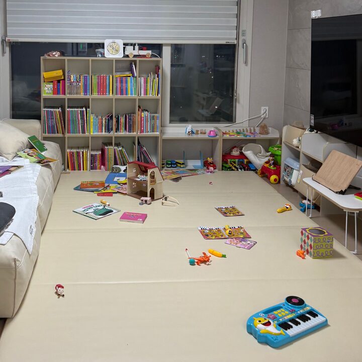 short form carousel card thumbnail